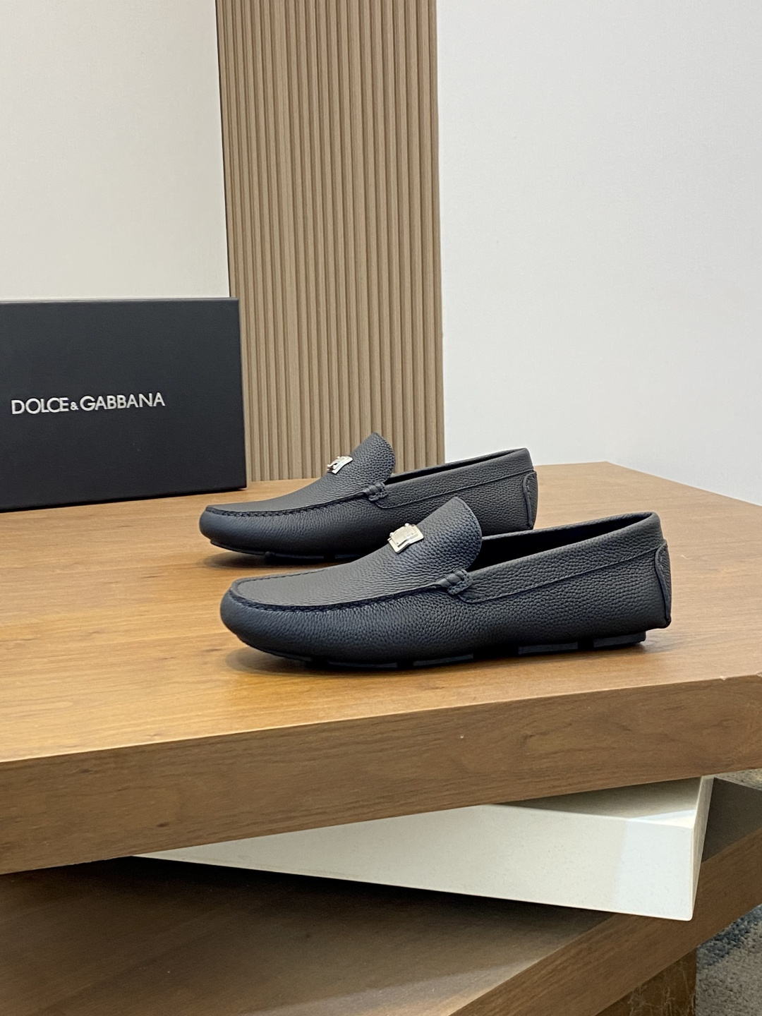 olce & Gabbana shoe